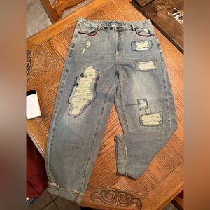 Trendy Distressed Light Blue Women's Jeans